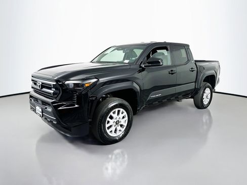 Used 2025 Toyota Tacoma SR5 RWD image 3