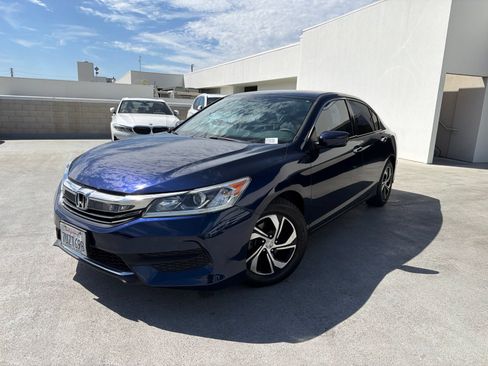 Used 2016 Honda Accord LX image 3