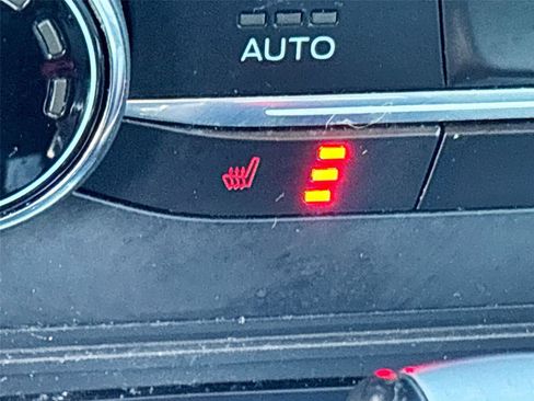 Used 2020 Ford EcoSport SE image 19