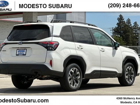 New 2026 Subaru Forester Premium AWD/4WD image 1