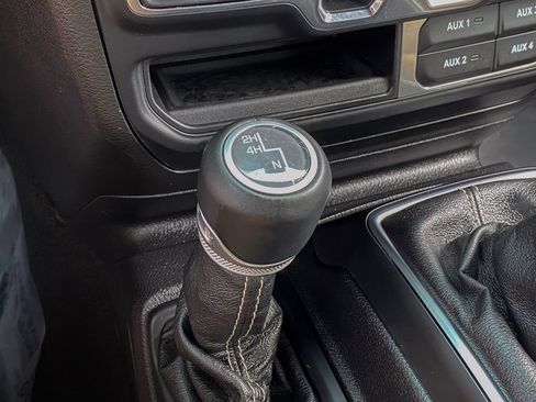 Used 2020 Jeep Wrangler Unlimited Sahara AWD/4WD image 29