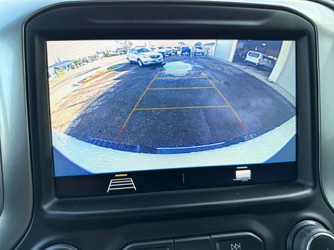 Used 2022 Chevrolet Silverado 2500 LT image 19