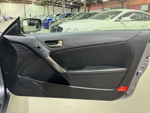 Used 2015 Hyundai Genesis 3.8 RWD image 58