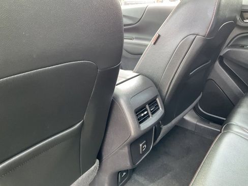 Used 2024 Chevrolet Equinox RS w/ RS Leather Package FWD image 11
