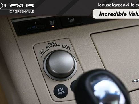 Used 2014 Lexus ES 300h w/ Luxury Package w/Bamboo Trim FWD image 18