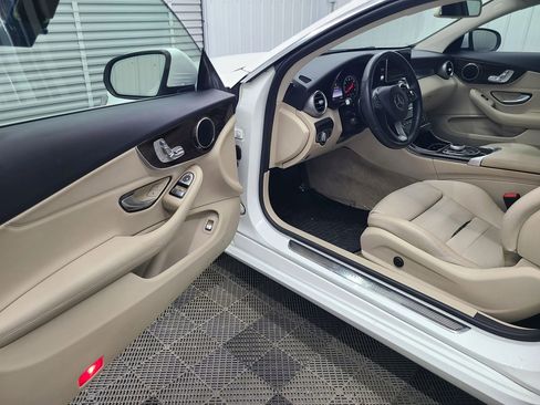 Used 2017 Mercedes-Benz C 300 4MATIC Coupe image 21