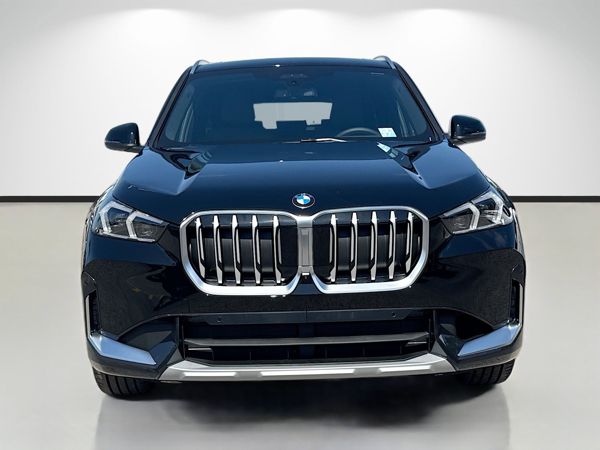 New 2026 BMW X1 xDrive28i w/ Technology Package AWD/4WD image 8