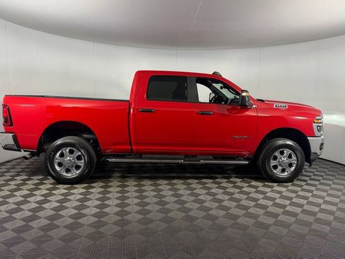 Used 2026 RAM 2500 Big Horn AWD/4WD image 3