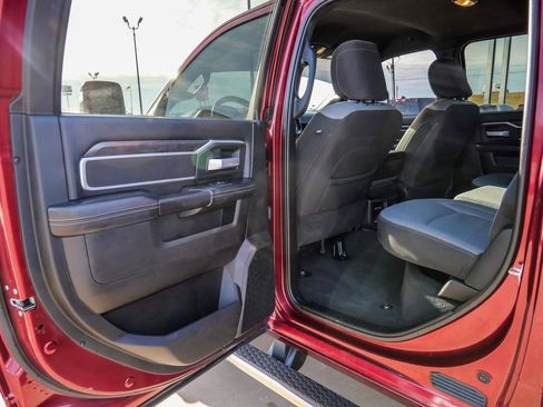 Used 2024 RAM 3500 Big Horn image 25