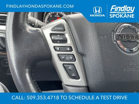 Used 2018 Nissan Titan SL w/ Chrome Package AWD/4WD image 18