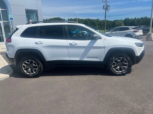 Used 2021 Jeep Cherokee Trailhawk w/ Premium Leather Package AWD/4WD image 10