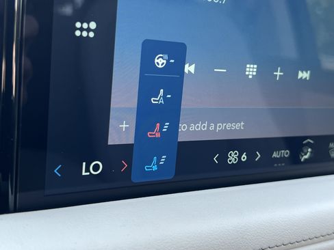 New 2025 Lincoln Aviator Reserve image 21