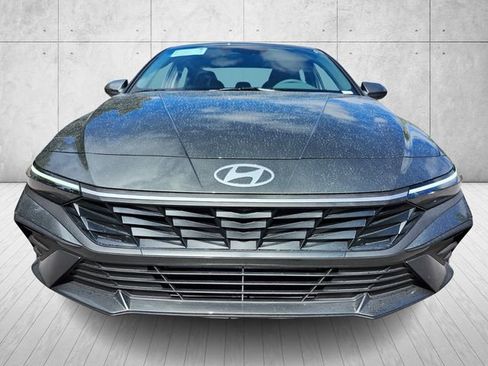 New 2026 Hyundai Elantra SE w/ Cargo Package image 5