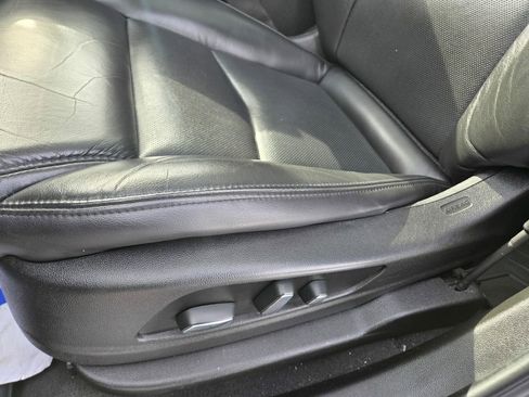 Used 2018 Cadillac XT5 Premium Luxury image 30