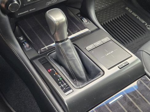 Certified 2023 Lexus GX 460 Premium image 16