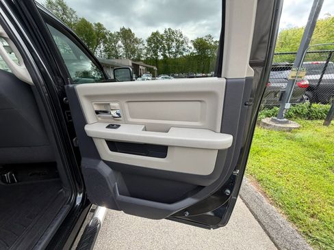 Used 2009 Dodge Ram 1500 Truck SLT RWD image 17