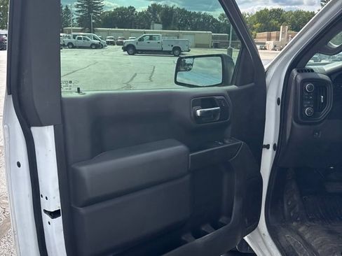 Certified 2019 Chevrolet Silverado 1500 W/T w/ WT Convenience Package AWD/4WD image 16