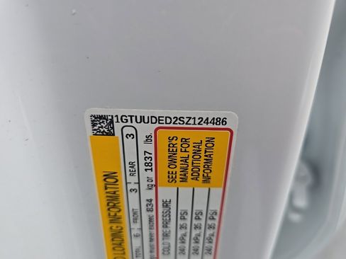 Used 2025 GMC Sierra 1500 SLT image 15