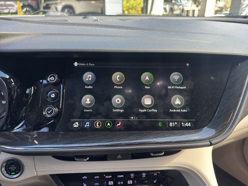 Used 2022 Buick Envision Essence w/ Technology Package I image 12