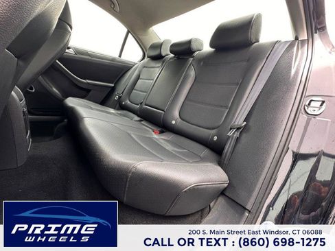 Used 2014 Volkswagen Jetta SE FWD image 12