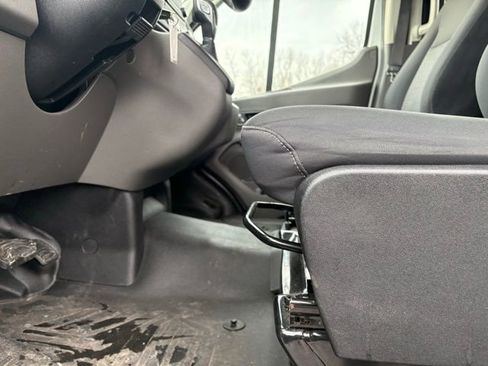 Used 2024 Ford Transit 250 Low Roof w/ Exterior Upgrade Package image 29
