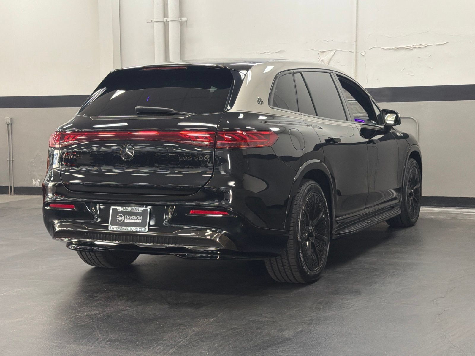 Used 2024 Mercedes-Benz Maybach EQS 680 4MATIC image 12