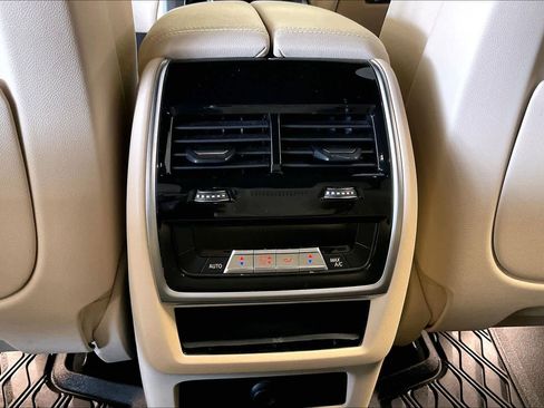 Certified 2022 BMW X5 xDrive40i w/ Premium Package image 34