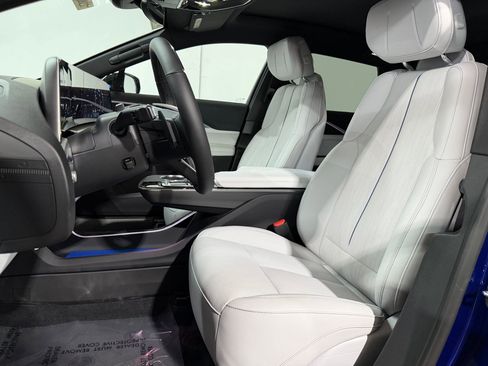 New 2026 Cadillac Lyriq Sport AWD/4WD image 5