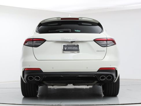 Certified 2023 Maserati Levante Modena AWD/4WD image 4