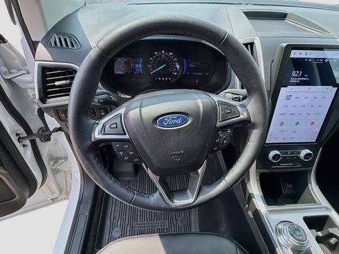 Used 2024 Ford Edge SEL w/ Convenience Package AWD/4WD image 11