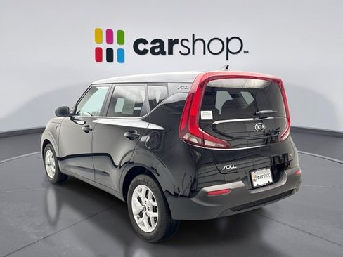 Used 2021 Kia Soul S FWD image 3