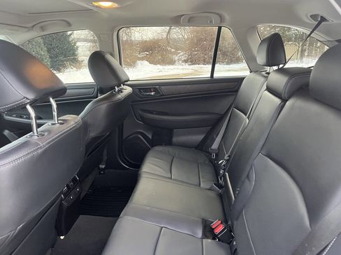 Used 2017 Subaru Outback 2.5i Limited image 27