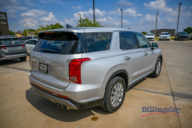 Used 2025 Hyundai Palisade SE FWD image 5