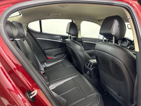 Used 2023 Genesis G70 2.0T AWD/4WD image 11