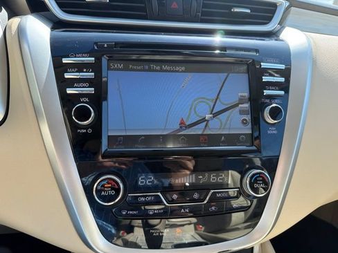 Used 2015 Nissan Murano Platinum w/ Platinum Technology Package FWD image 8