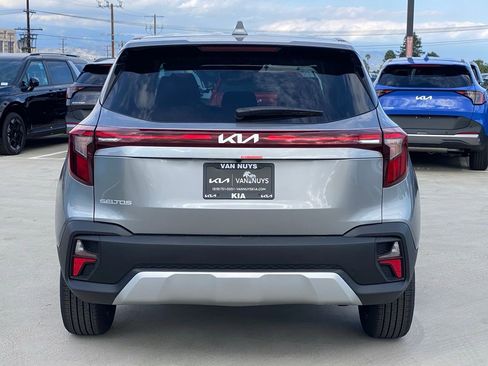 New 2026 Kia Seltos LX image 5