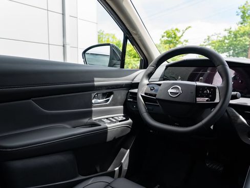 New 2026 Nissan Murano SV AWD/4WD image 11