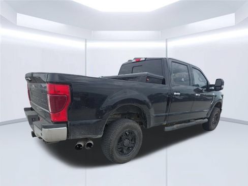 Used 2021 Ford F350 XLT w/ XLT Premium Package AWD/4WD image 3