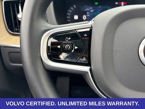 Used 2026 Volvo XC60 B5 Plus AWD/4WD image 23