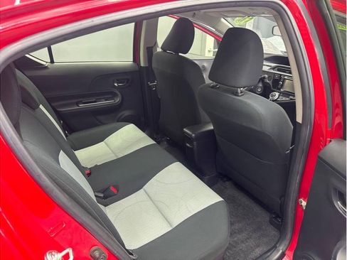 Used 2015 Toyota Prius C Two FWD image 15