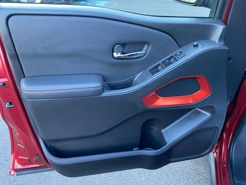 Used 2022 Nissan Frontier PRO-4X image 22