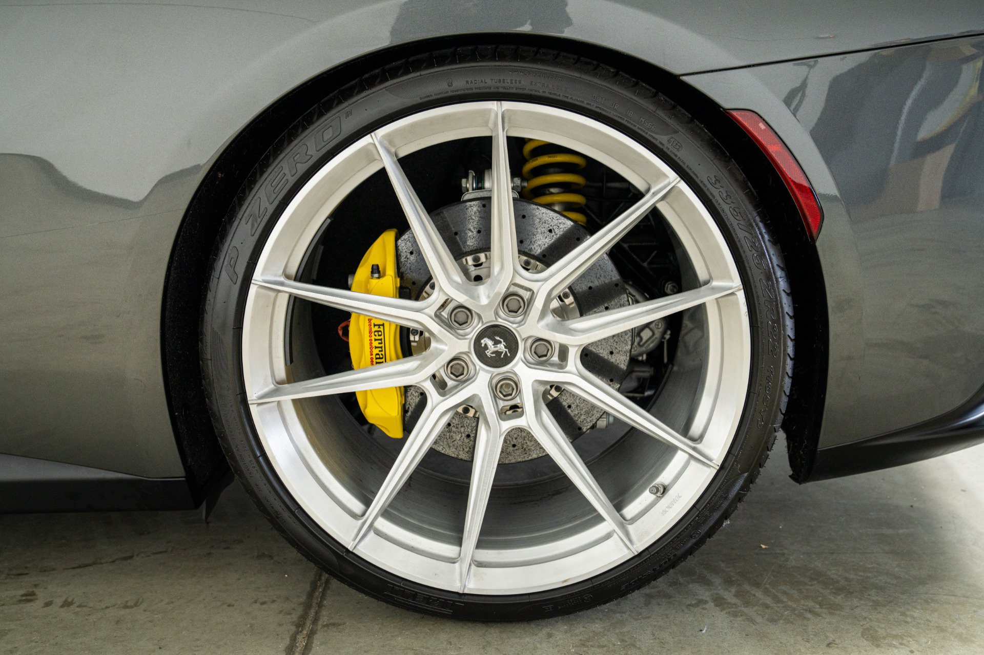 Used 2018 Ferrari GTC4Lusso AWD/4WD image 10