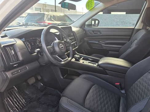 Used 2023 Nissan Pathfinder SV w/ Black Appearance Package FWD image 16