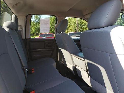 Used 2019 RAM 1500 Express AWD/4WD image 17