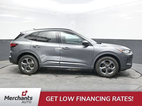 Used 2023 Ford Escape ST-Line w/ Tech Pack #1 AWD/4WD image 9