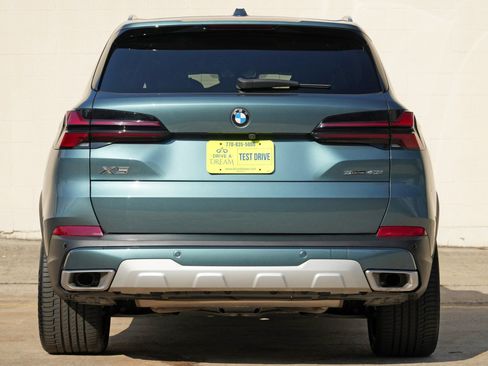 Used 2025 BMW X5 sDrive40i w/ Climate Comfort Package RWD image 11