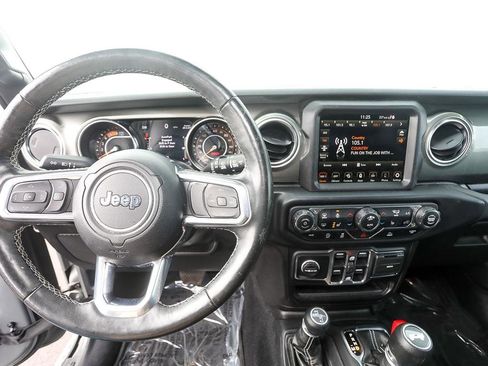 Used 2023 Jeep Wrangler Sahara w/ Cold Weather Group image 13