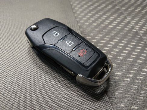 Used 2018 Ford EcoSport S image 32