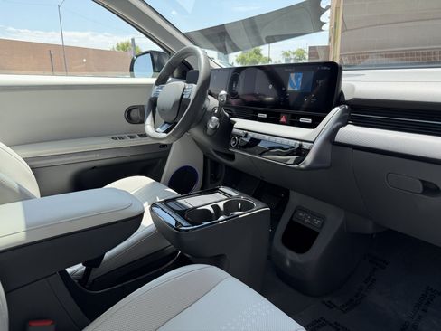 Used 2025 Hyundai Ioniq 5 Limited RWD image 42