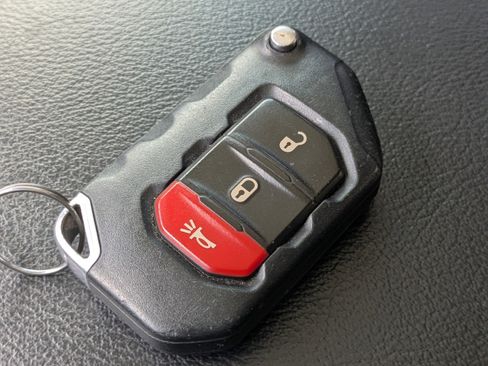 Certified 2020 Jeep Wrangler Unlimited Sport S image 28